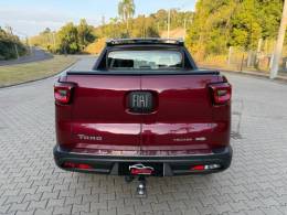 FIAT - TORO - 2016/2017 - Vermelha - R$ 97.900,00