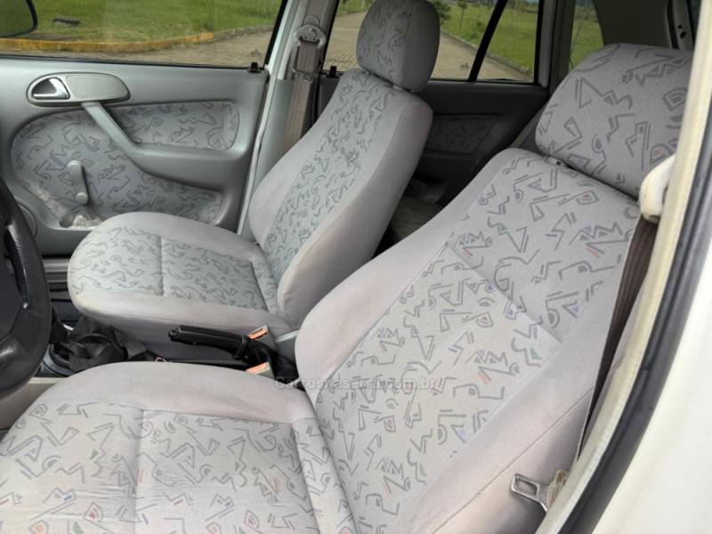 VOLKSWAGEN - GOL - 2001/2001 - Branca - R$ 22.900,00