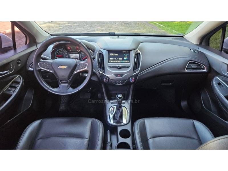 CHEVROLET - CRUZE - 2018/2018 - Branca - R$ 86.900,00