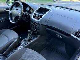PEUGEOT - 207 - 2011/2012 - Prata - R$ 21.900,00