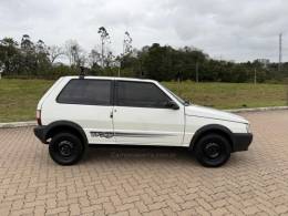 FIAT - UNO - 2008/2009 - Branca - R$ 16.900,00