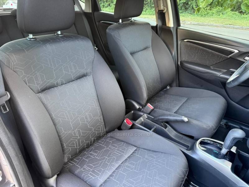 HONDA - FIT - 2017/2017 - Cinza - R$ 76.900,00