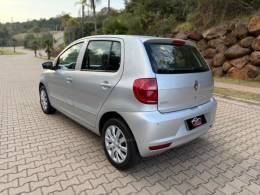 VOLKSWAGEN - FOX - 2010/2011 - Prata - R$ 25.900,00