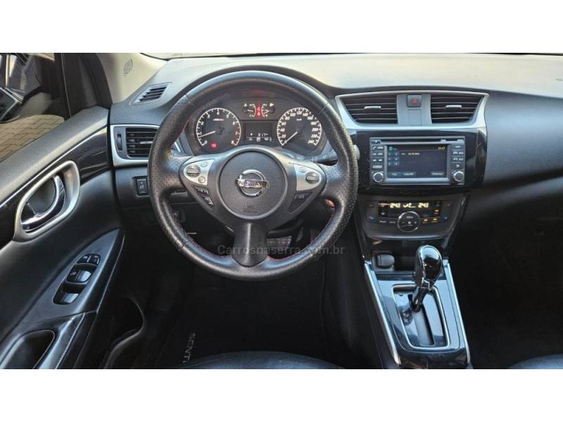 NISSAN - SENTRA - 2017/2018 - Preta - R$ 74.900,00