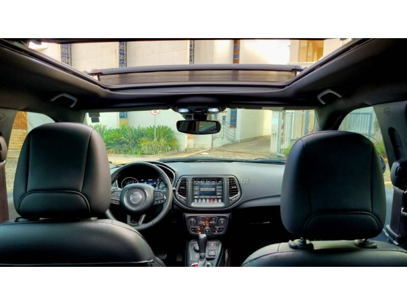 JEEP - COMPASS - 2020/2021 - Marrom - R$ 138.000,00