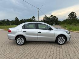 VOLKSWAGEN - VOYAGE - 2021/2022 - Prata - R$ 61.900,00