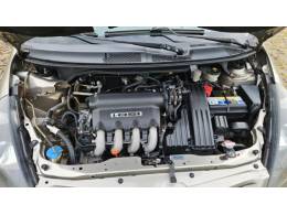 HONDA - FIT - 2007/2008 - Dourada - R$ 33.900,00
