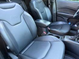 JEEP - COMPASS - 2020/2021 - Marrom - R$ 117.900,00