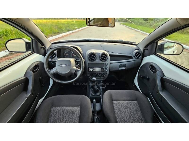 FORD - KA - 2009/2009 - Branca - R$ 20.900,00