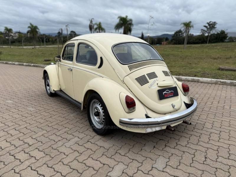 VOLKSWAGEN - FUSCA - 1977/1977 - Bege - R$ 12.900,00