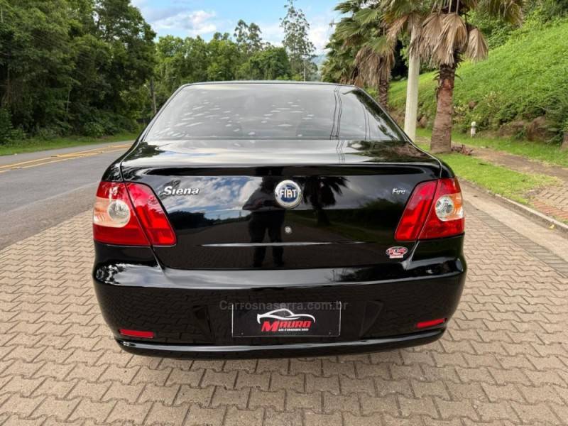 FIAT - SIENA - 2007/2008 - Preta - R$ 24.900,00