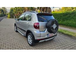 VOLKSWAGEN - CROSSFOX - 2012/2013 - Prata - R$ 44.900,00