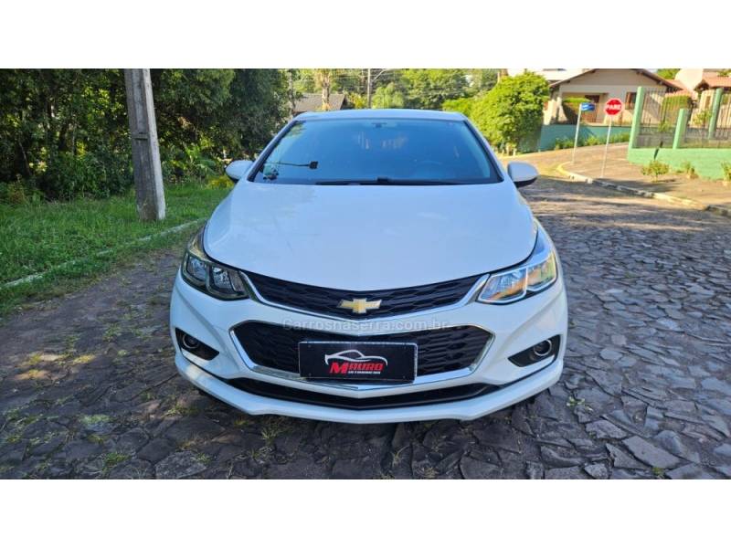 CHEVROLET - CRUZE - 2018/2018 - Branca - R$ 86.900,00