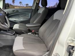 FORD - ECOSPORT - 2016/2017 - Branca - R$ 57.900,00