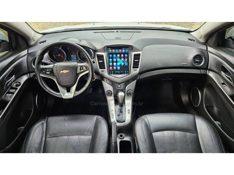 CHEVROLET - CRUZE - 2013/2014 - Branca - R$ 59.500,00