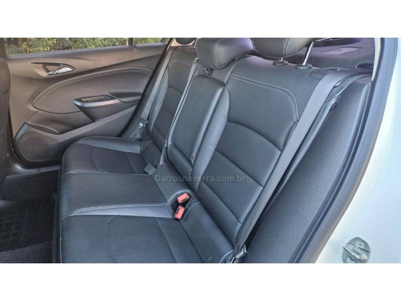 CHEVROLET - CRUZE - 2018/2018 - Branca - R$ 86.900,00