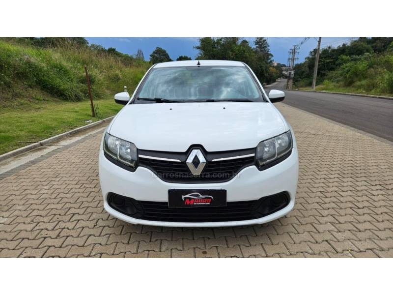 RENAULT - LOGAN - 2017/2018 - Branca - R$ 45.900,00