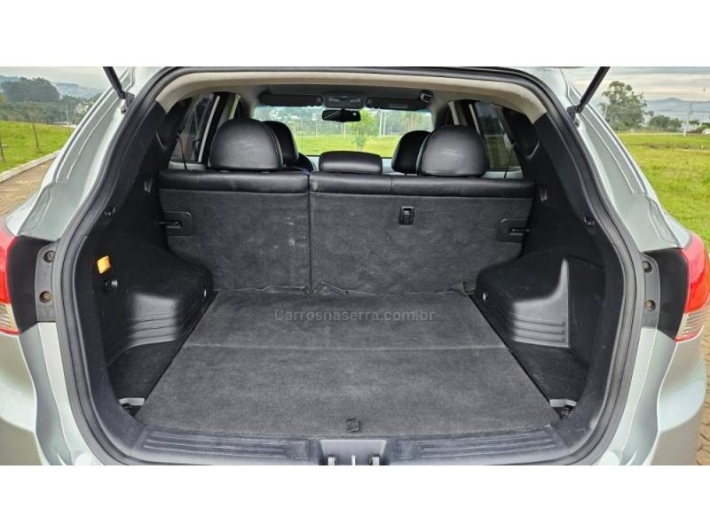 HYUNDAI - IX35 - 2011/2012 - Prata - R$ 64.900,00