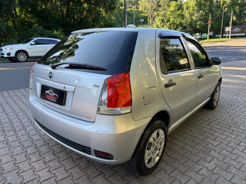 FIAT - PALIO - 2007/2007 - Prata - R$ 26.900,00