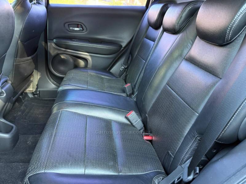 HONDA - HR-V - 2021/2021 - Cinza - R$ 124.900,00