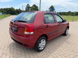 FIAT - PALIO - 2004/2005 - Vermelha - R$ 17.900,00