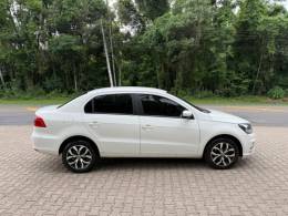 VOLKSWAGEN - VOYAGE - 2020/2021 - Branca - R$ 53.900,00