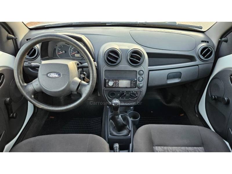 FORD - KA - 2009/2009 - Branca - R$ 20.900,00