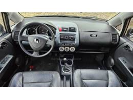 HONDA - FIT - 2007/2008 - Dourada - R$ 33.900,00