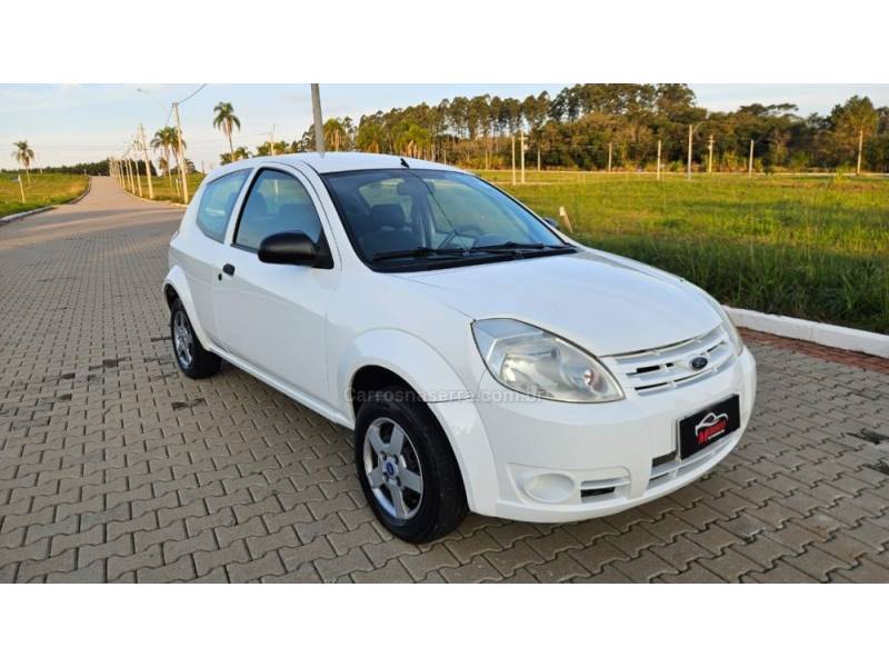 FORD - KA - 2009/2009 - Branca - R$ 20.900,00