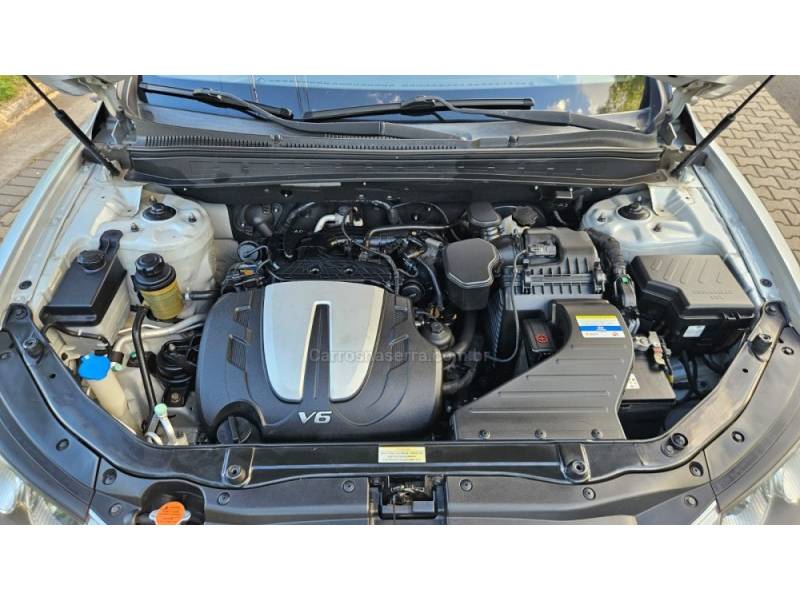 HYUNDAI - SANTA FÉ - 2011/2012 - Prata - R$ 59.900,00