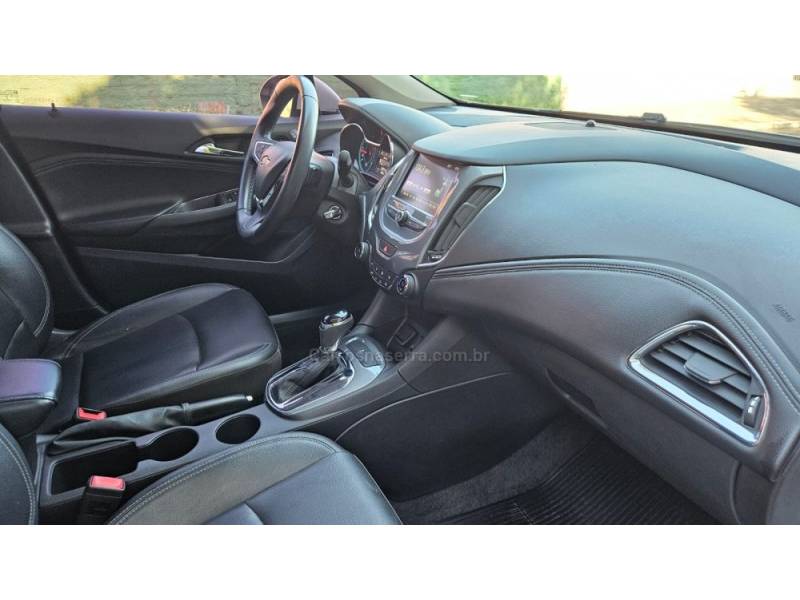 CHEVROLET - CRUZE - 2018/2018 - Branca - R$ 86.900,00