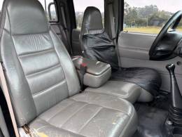 FORD - RANGER - 1998/1998 - Cinza - R$ 27.900,00