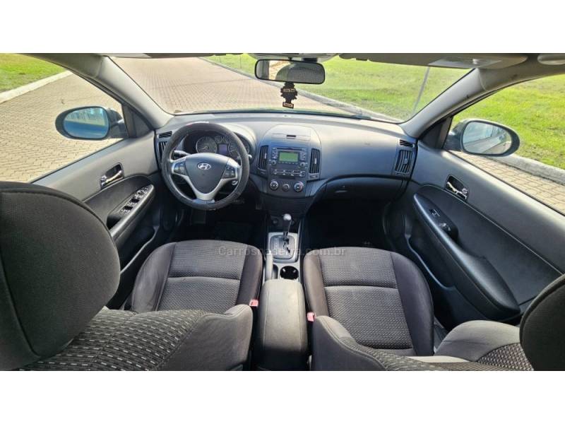 HYUNDAI - I30 - 2009/2010 - Preta - R$ 46.500,00