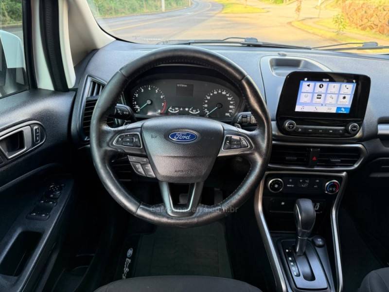 FORD - ECOSPORT - 2017/2018 - Branca - R$ 69.900,00