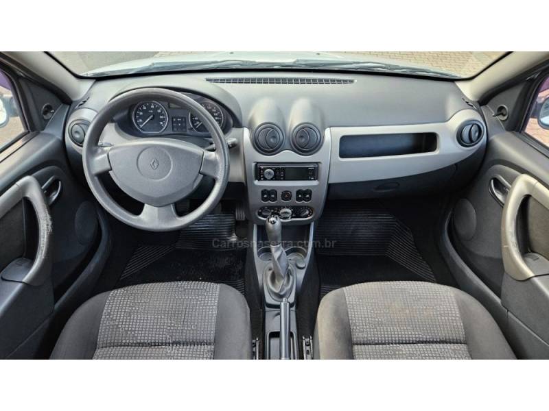 RENAULT - SANDERO - 2008/2009 - Prata - R$ 27.500,00