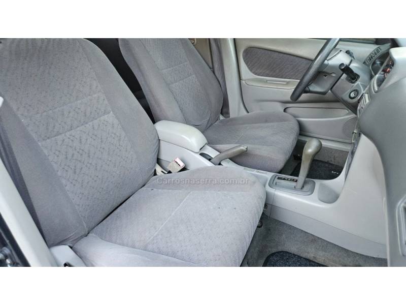 TOYOTA - COROLLA - 1999/1999 - Verde - R$ 25.900,00