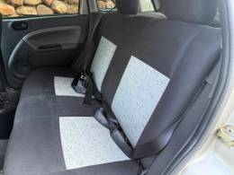 FORD - FIESTA - 2007/2008 - Prata - R$ 24.900,00