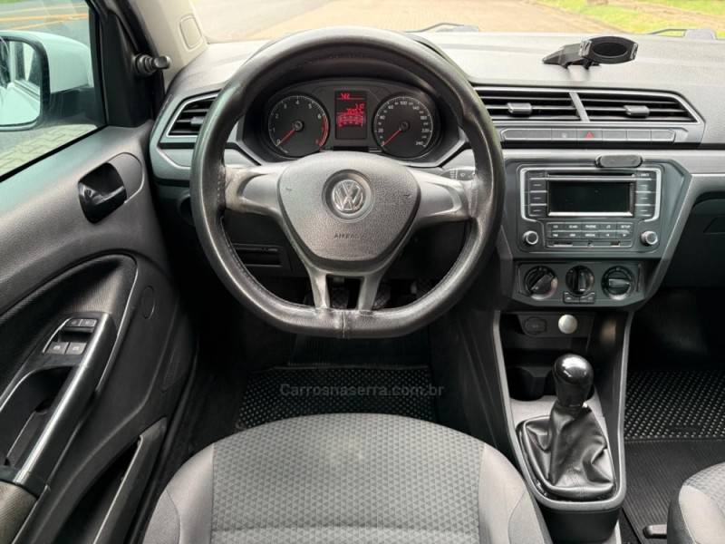 VOLKSWAGEN - VOYAGE - 2020/2021 - Branca - R$ 53.900,00