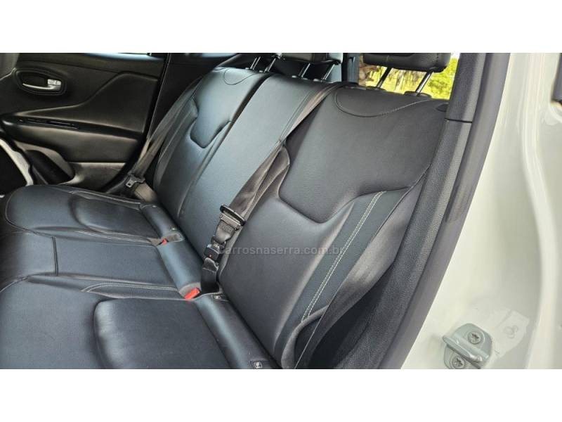 JEEP - RENEGADE - 2019/2020 - Branca - R$ 82.900,00