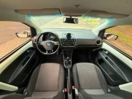 VOLKSWAGEN - UP - 2019/2019 - Branca - R$ 64.900,00