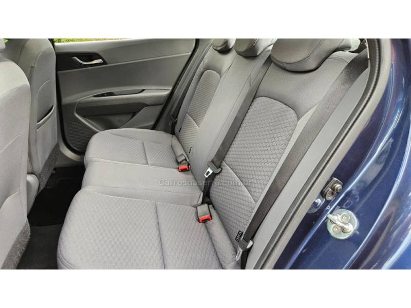 HYUNDAI - HB20S - 2020/2021 - Azul - R$ 77.500,00