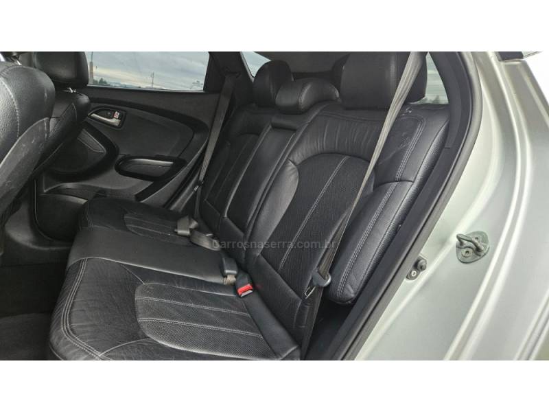 HYUNDAI - IX35 - 2011/2012 - Prata - R$ 64.900,00