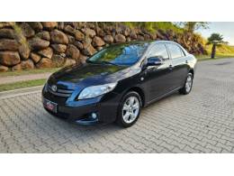 TOYOTA - COROLLA - 2010/2011 - Preta - R$ 50.000,00