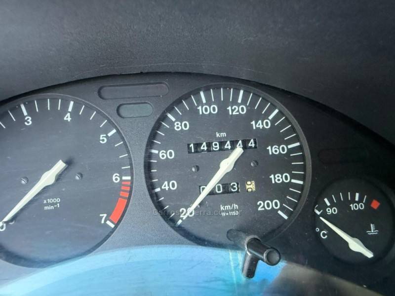 CHEVROLET - CORSA - 1996/1996 - Branca - R$ 13.900,00