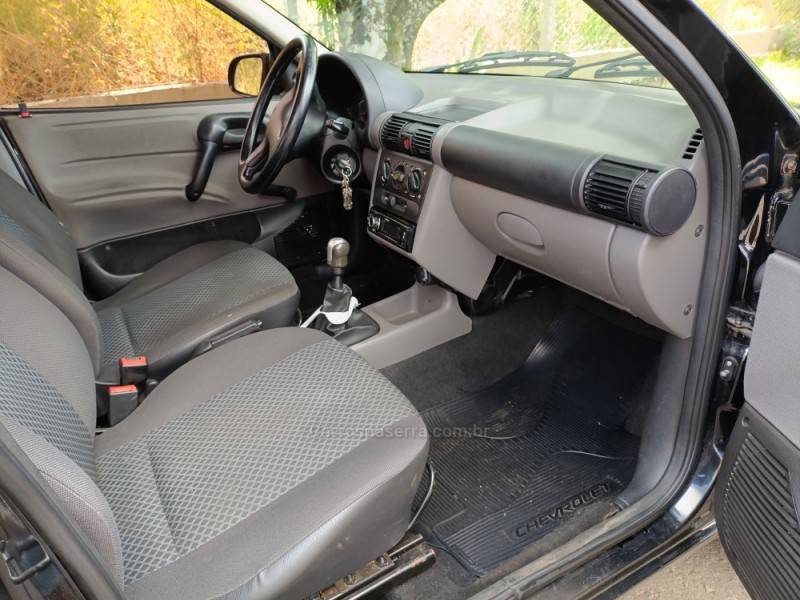 CHEVROLET - CLASSIC - 2012/2012 - Preta - R$ 28.900,00