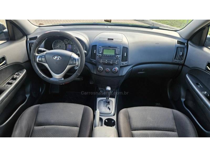 HYUNDAI - I30 - 2009/2010 - Preta - R$ 47.900,00