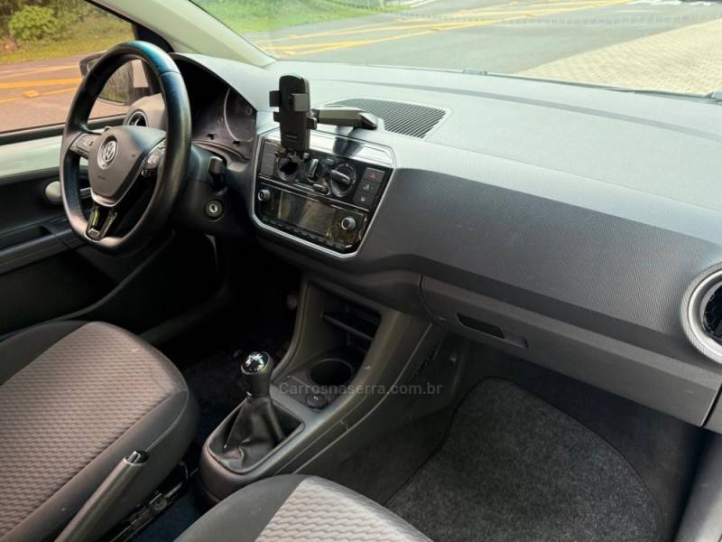 VOLKSWAGEN - UP - 2019/2019 - Branca - R$ 64.900,00
