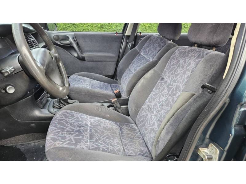 CHEVROLET - VECTRA - 1996/1997 - Verde - R$ 17.900,00