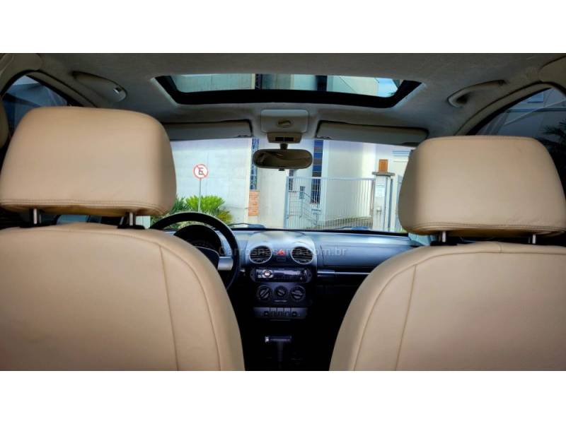 VOLKSWAGEN - NEW BEETLE - 2008/2008 - Prata - R$ 42.900,00