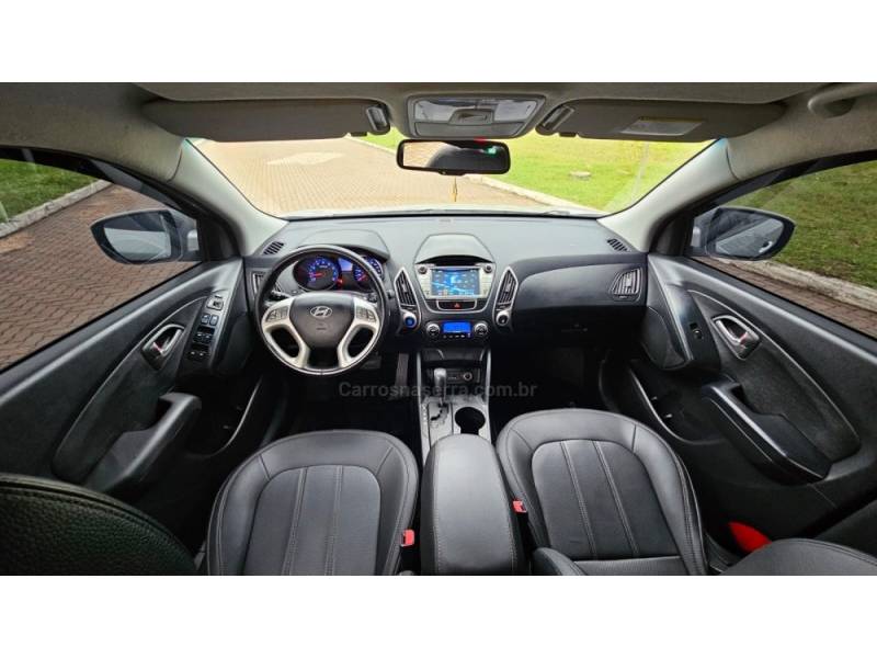 HYUNDAI - IX35 - 2011/2012 - Prata - R$ 64.900,00